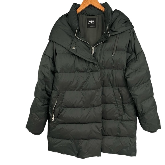 Zara Jackets & Blazers - Zara Green Down Puffer Coat with Hood – Women’s Medium